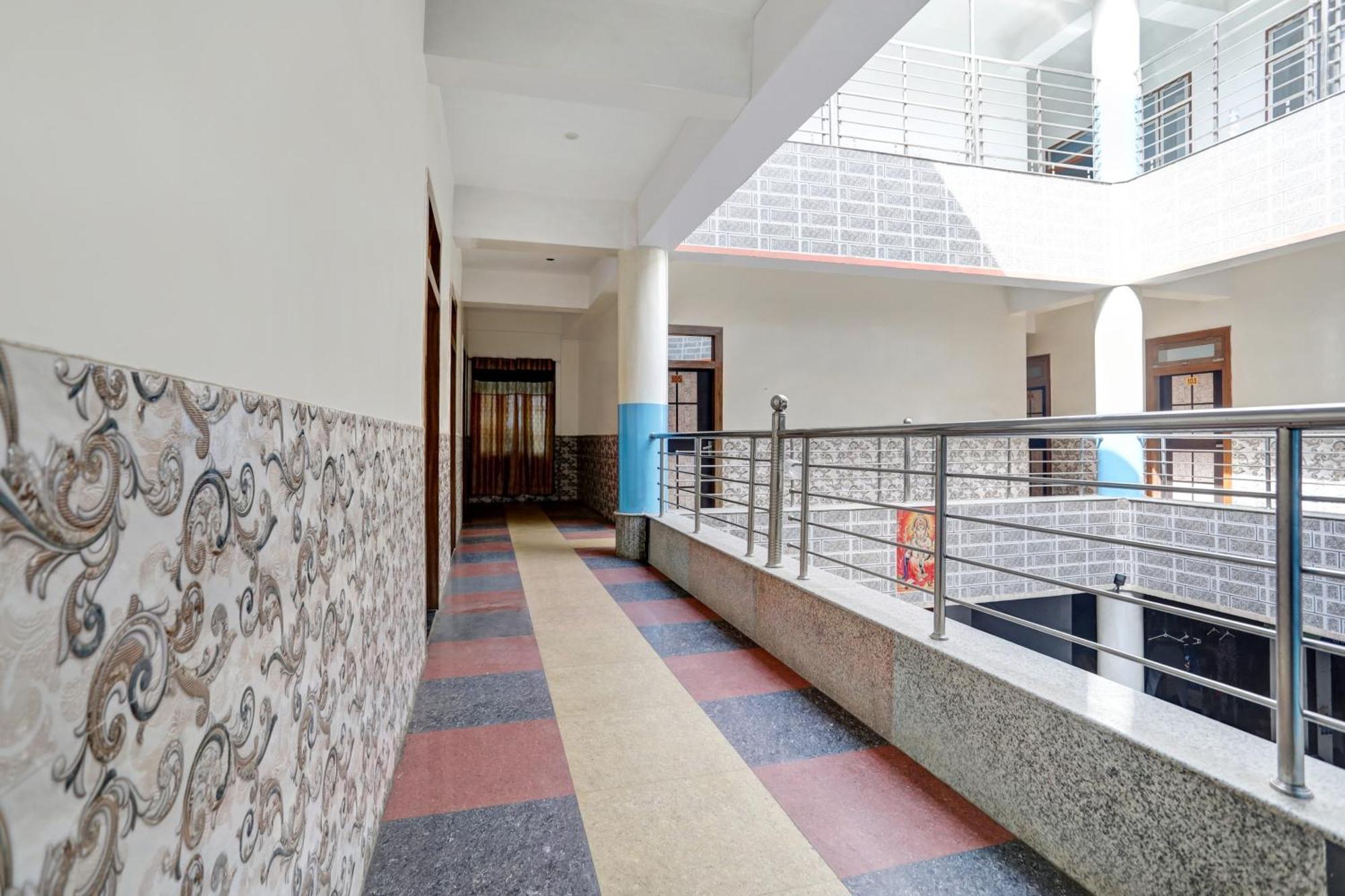 Hotel O Pratap Plaza بهاراتبور المظهر الخارجي الصورة